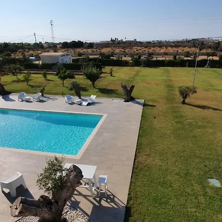 Appartamento Villa Silvia con piscina e spa Taviano (Lecce)