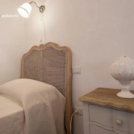 Villa Silvia con piscina e spa Taviano (Lecce)